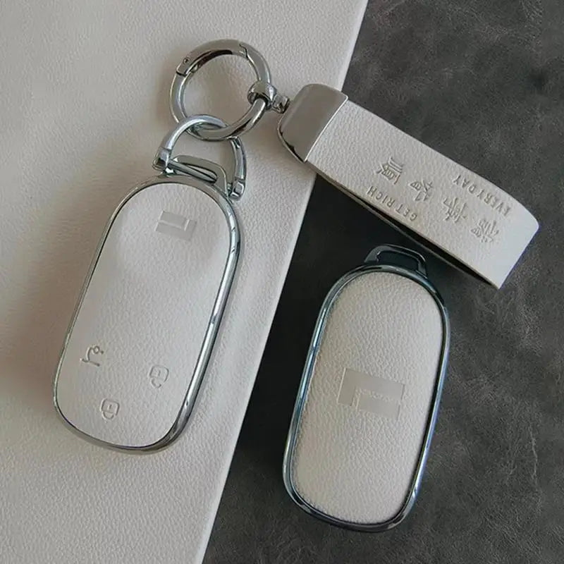 Shell Key Fob Case – 3‑Button Protective Cover for 2023 Geely ROX 01 / BAIC Polestone 01 / Jishi 01