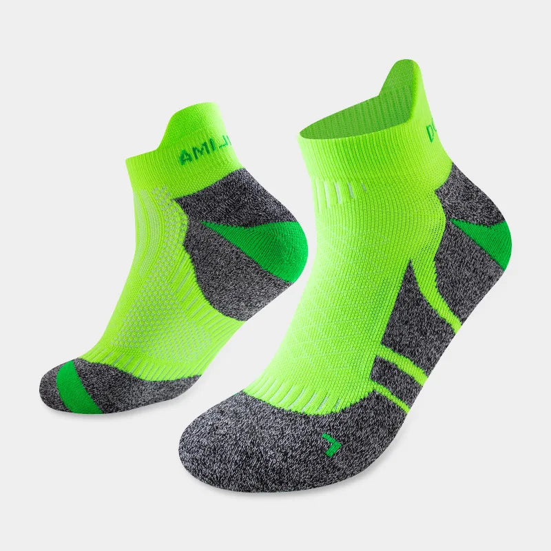 2025 Pro Marathon Running Socks – Cushioned, Breathable, Low-Cut Ankle Fit for Men & Women